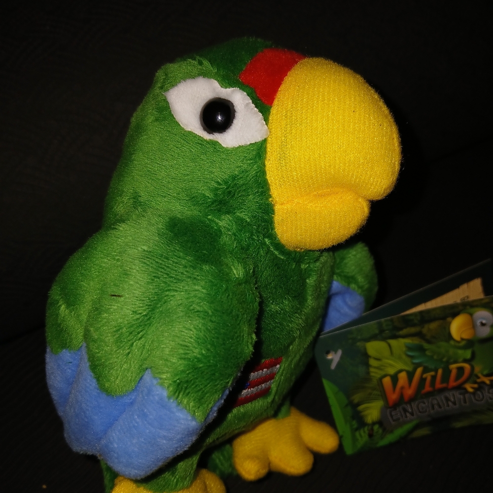 Endangered Puerto Rican Parrot Plush Toy - talks